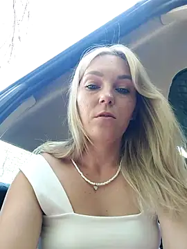 Yourblonde_69 Adlı Modelin Web Kamerası Şovu