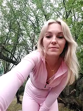 Yourblonde_69n Webbikameraesitys