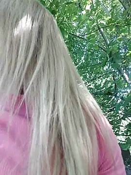Yourblonde_69 Pertunjukan Webcam