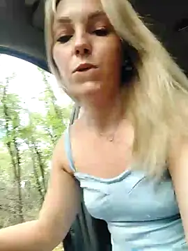 Czat XXX na żywo – Yourblonde_69