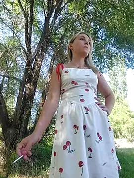 Yourblonde_69 Webcamshow