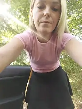 Živý XXX chat Yourblonde_69