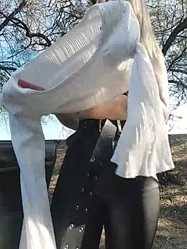 Czat XXX na żywo – Yourblonde_69