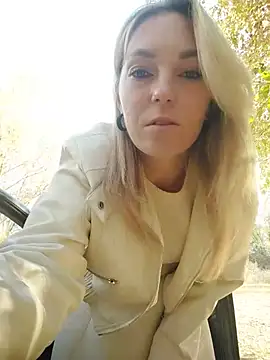 Yourblonde_69 Live XXX-Chat