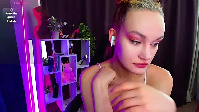 Ida_FaneStain Chat XXX in diretta