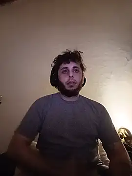 erecto_18 webkamerás műsora