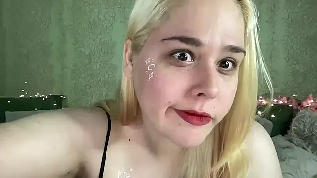 IvyLebelly Webcam-Show
