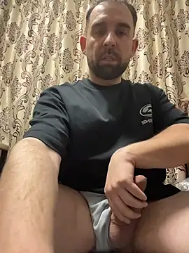 -alpha_ 在線直播表演
