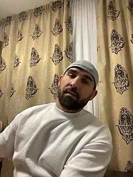 -alpha_ Webcam show