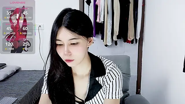แชท XXX สดของ Aug_12puppy