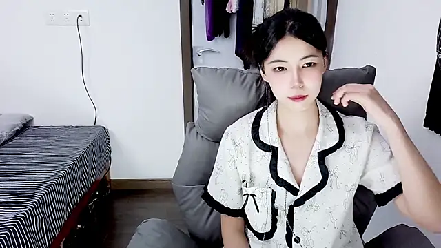 Aug_12puppy – Live XXX-chat