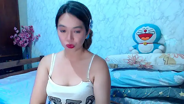B0rn2Porn Show in webcam