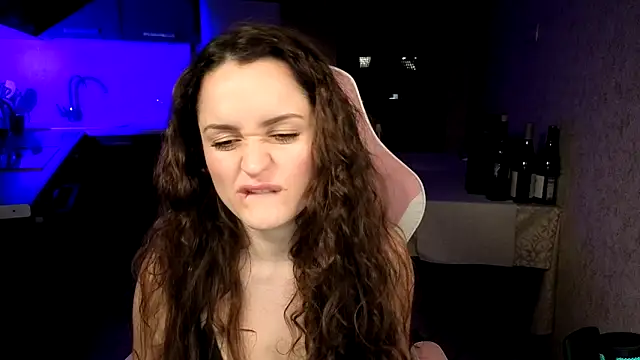 Cerann1 Chat XXX in diretta