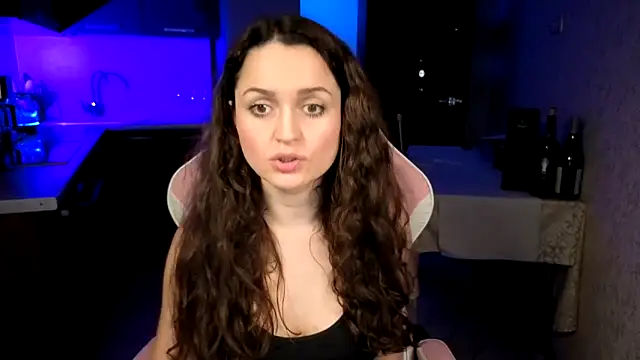 Cerann1 – Naživo XXX chat