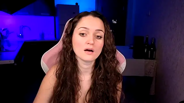 Chat +18 de Cerann1 ao vivo
