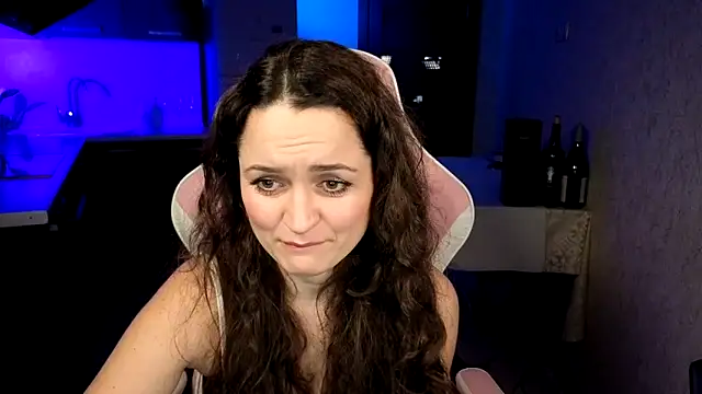 Cerann1 – Naživo XXX chat