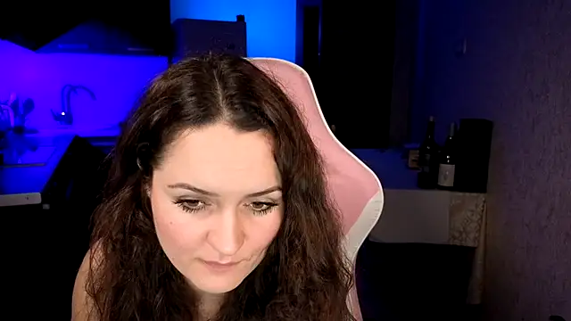 Cerann1 Adlı Modelin Canlı XXX Sohbeti