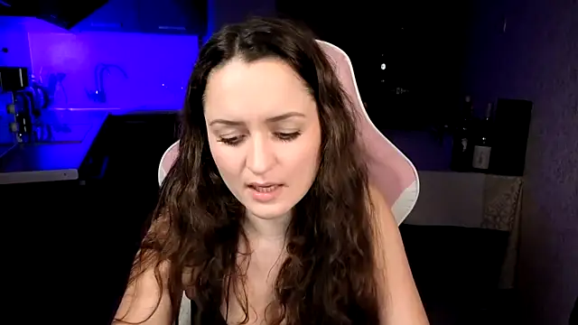 Cerann1 Chat XXX in diretta