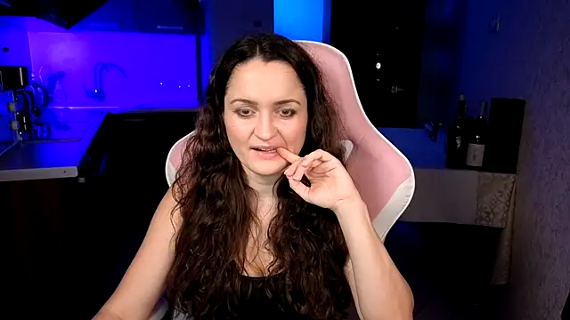 Cerann1's Live XXX Chat