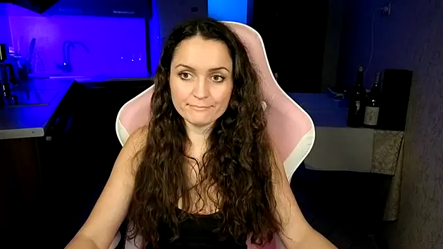 Cerann1 Adlı Modelin Canlı XXX Sohbeti