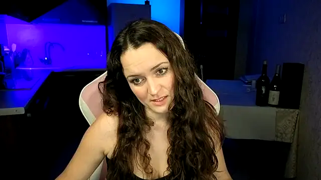 Cerann1 Adlı Modelin Canlı XXX Sohbeti