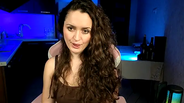 Cerann1 Adlı Modelin Canlı XXX Sohbeti