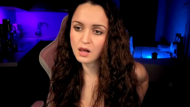 Cerann1's Live XXX Chat