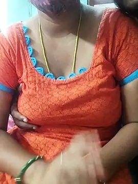 Show modela Eroticplayers na web-kameri