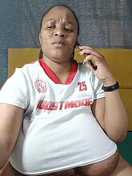 HugeTitisxx's Webcam Show
