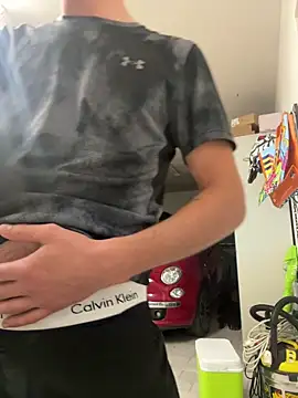 JJkim00 XXX чат на живо