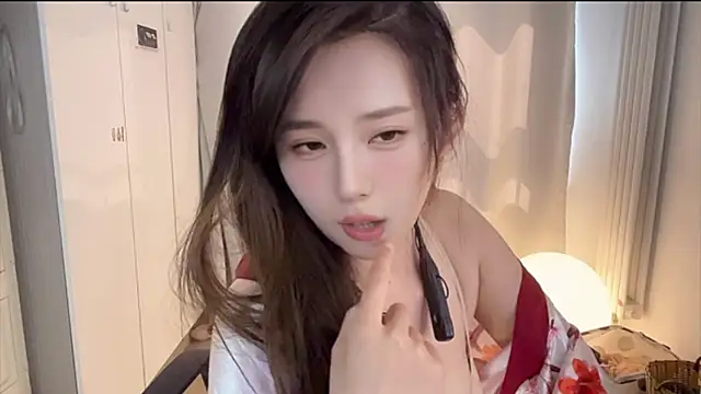 yiyi5588 网络视 讯表演
