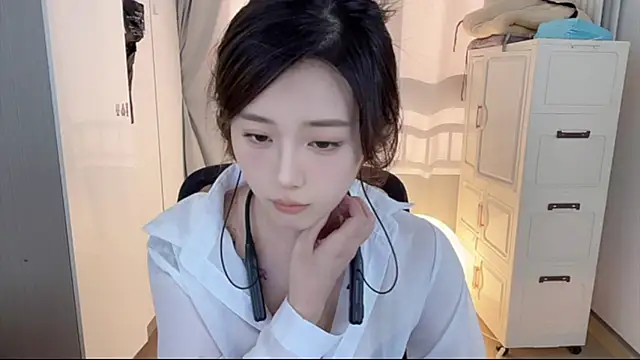 yiyi5588 Pertunjukan Webcam