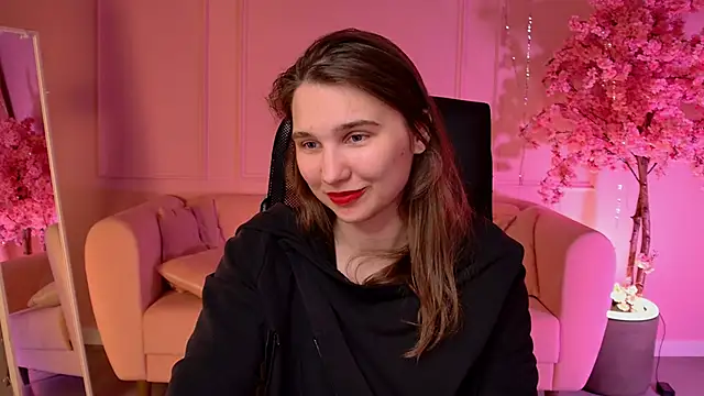 TessaMill XXX чат на живо
