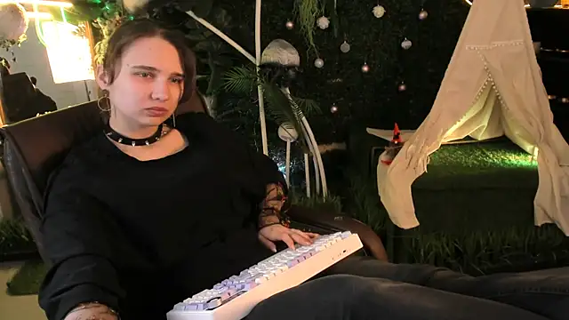 TessaMill 라이브 XXX 채팅