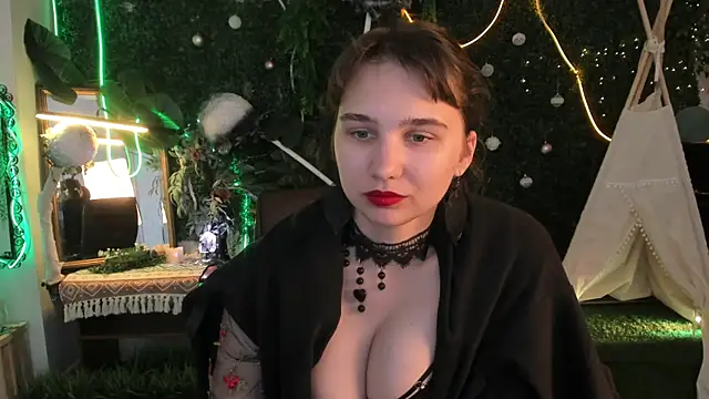 TessaMill 现场XXX聊天