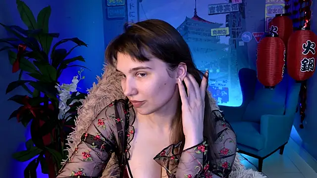Chat +18 de TessaMill ao vivo