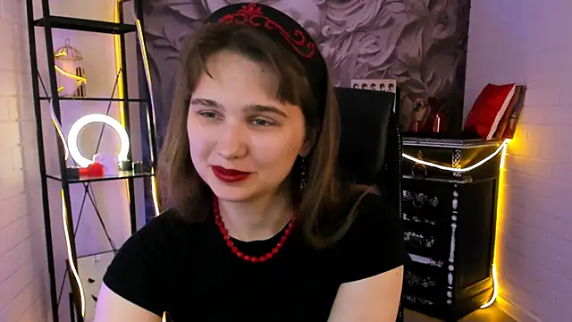 XXX chat uživo modela TessaMill