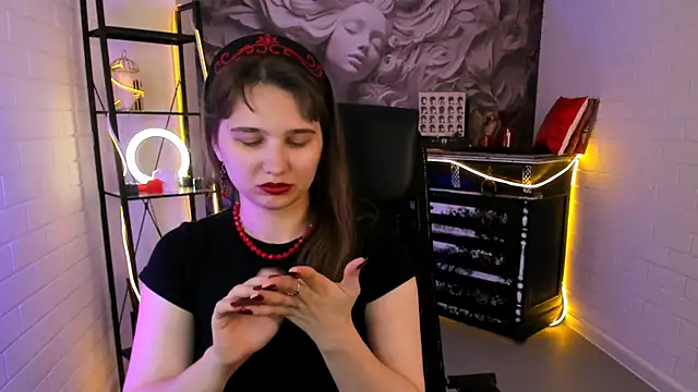 XXX chat uživo modela TessaMill