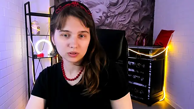 Chat +18 de TessaMill ao vivo