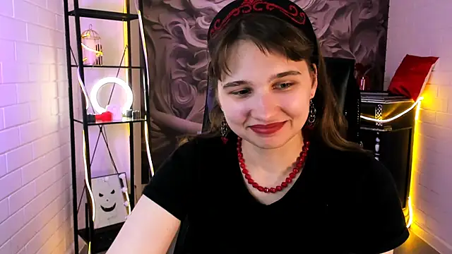 TessaMill Chat XXX live