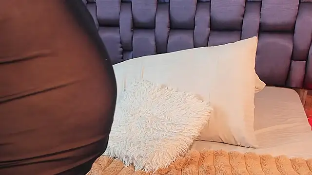 NicoleDiior Webcam Show