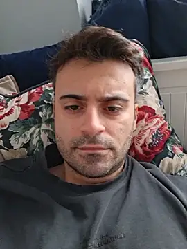 HugeTurkishCock Adlı Modelin Web Kamerası Şovu