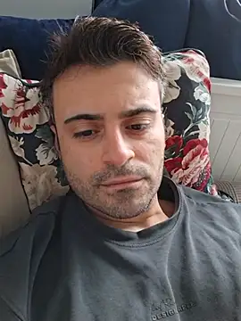 HugeTurkishCock webkamerás műsora