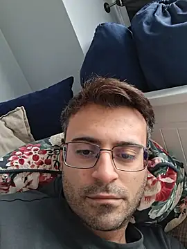 HugeTurkishCock Webcam Show