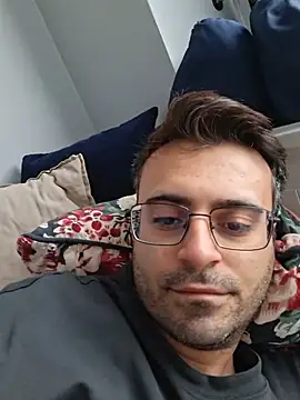 Pertunjukan Kamera Web HugeTurkishCock