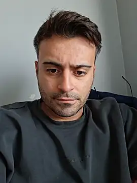 HugeTurkishCock Adlı Modelin Web Kamerası Şovu