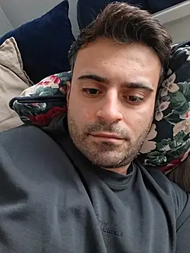 Show Webcam de HugeTurkishCock