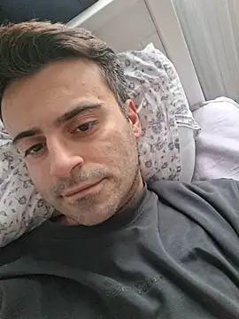 Webkamerová show HugeTurkishCock