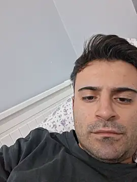 HugeTurkishCock Webcam Show