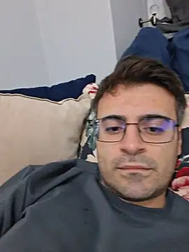 HugeTurkishCock Show Webcam